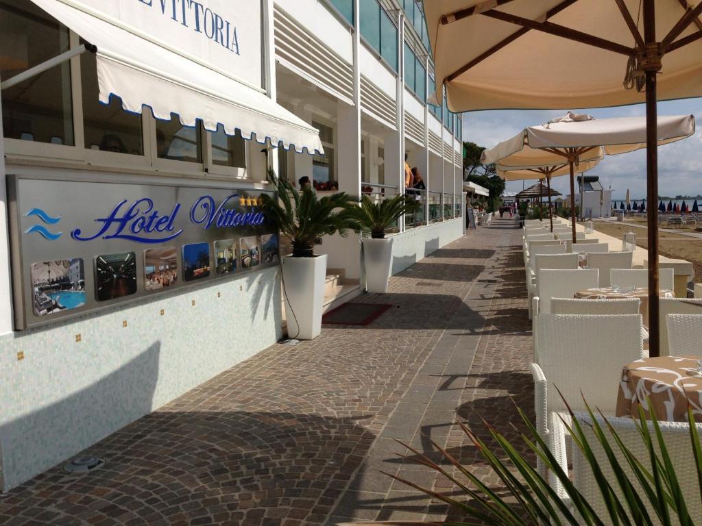 Hotel Vittoria リニャーノ・サッビアドーロ エクステリア 写真